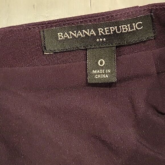 Banana Republic Classic Pencil Skirt,size 0 - Picture 3 of 5